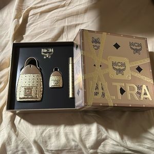 MCM Women Gift Set